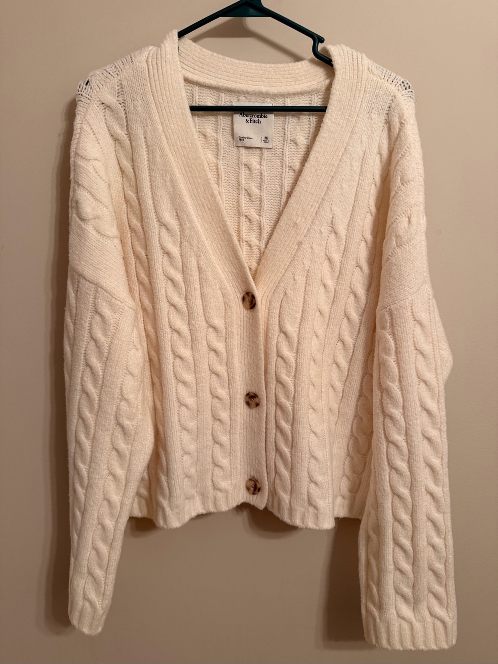 Abercrombie & Fitch
Cable Short Cardigan cream color M - Picture 2 of 7